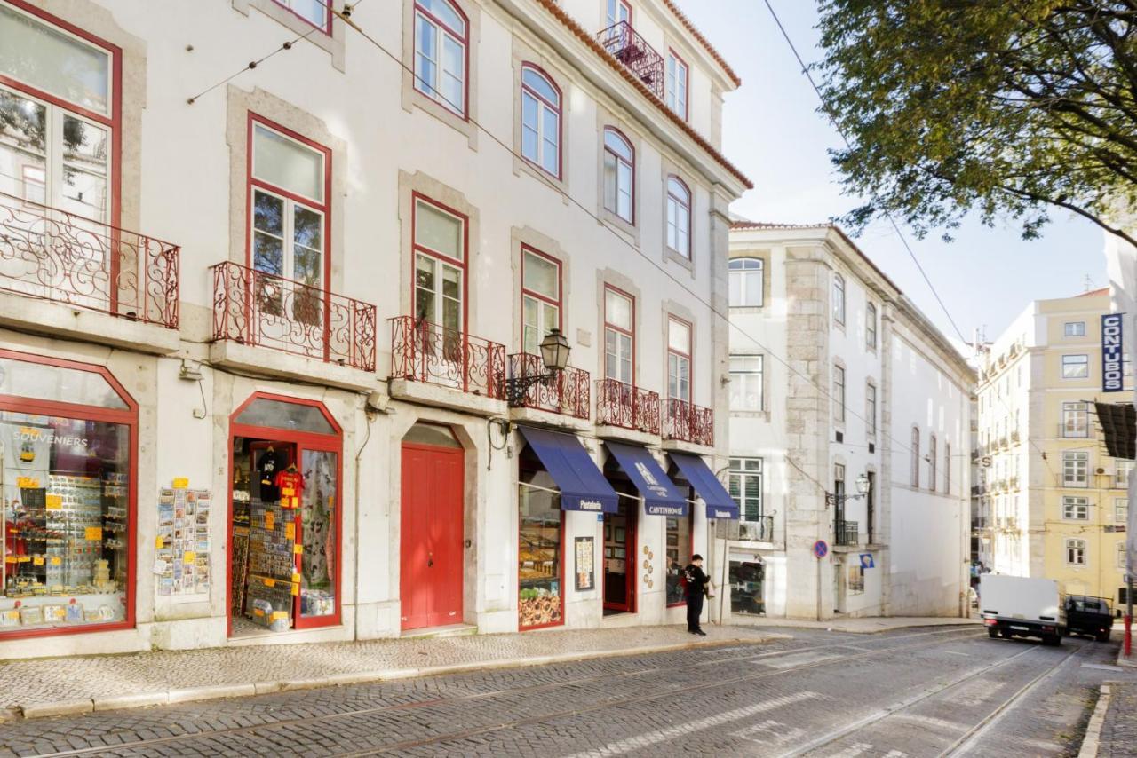 Appartement Alfama Sophisticate Flat With Balconies 2Bedrs 2Baths & Ac In 19Th Century Building Historic Center à Lisboa Extérieur photo