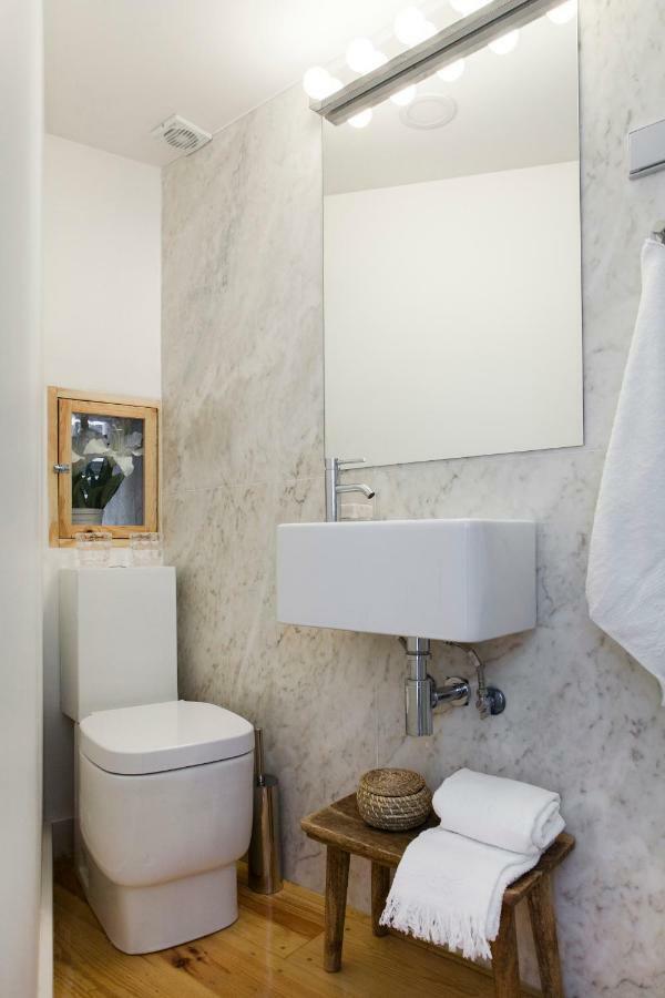 Appartement Alfama Sophisticate Flat With Balconies 2Bedrs 2Baths & Ac In 19Th Century Building Historic Center à Lisboa Extérieur photo