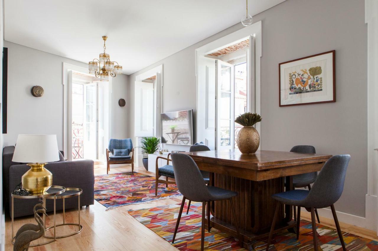 Appartement Alfama Sophisticate Flat With Balconies 2Bedrs 2Baths & Ac In 19Th Century Building Historic Center à Lisboa Extérieur photo