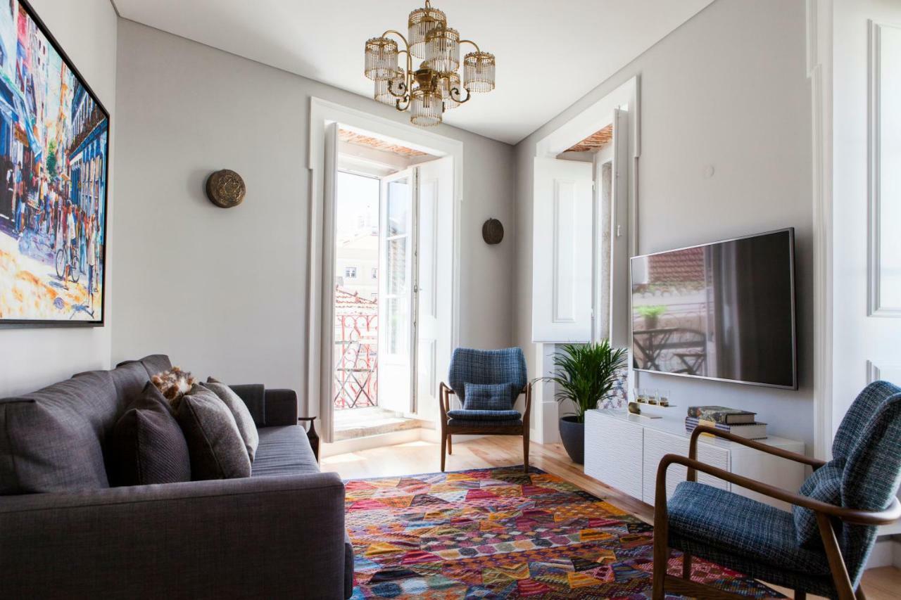 Appartement Alfama Sophisticate Flat With Balconies 2Bedrs 2Baths & Ac In 19Th Century Building Historic Center à Lisboa Extérieur photo